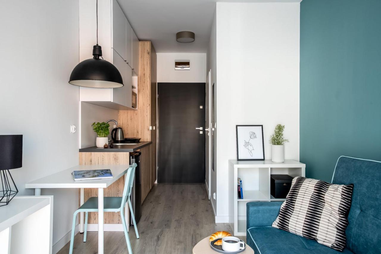 Adler - Dostep Na Kod, Parking Apartment